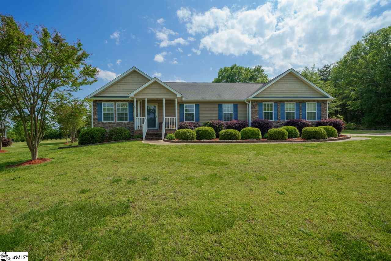 1781 Bishop Road Inman, SC 29349 - Photo 1 of 23