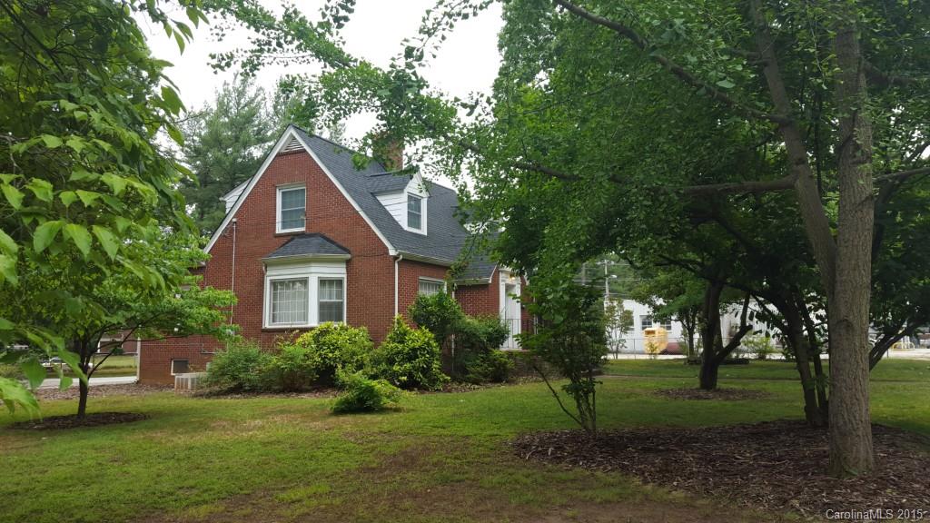 404 Sullivan Road Statesville, NC 28677 - Photo 2 of 24 Gallery Image 2