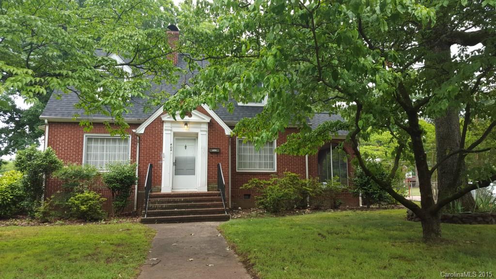 404 Sullivan Road Statesville, NC 28677 - Photo 4 of 24 Gallery Image 4