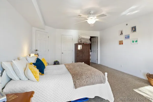 $314,500 | 222 Park Pl Lane, Unit 2C, Kaiser, MO 65047