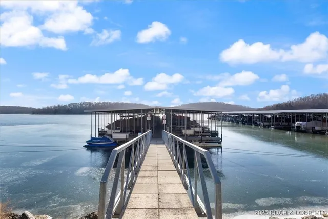 $314,500 | 222 Park Pl Lane, Unit 2C, Kaiser, MO 65047