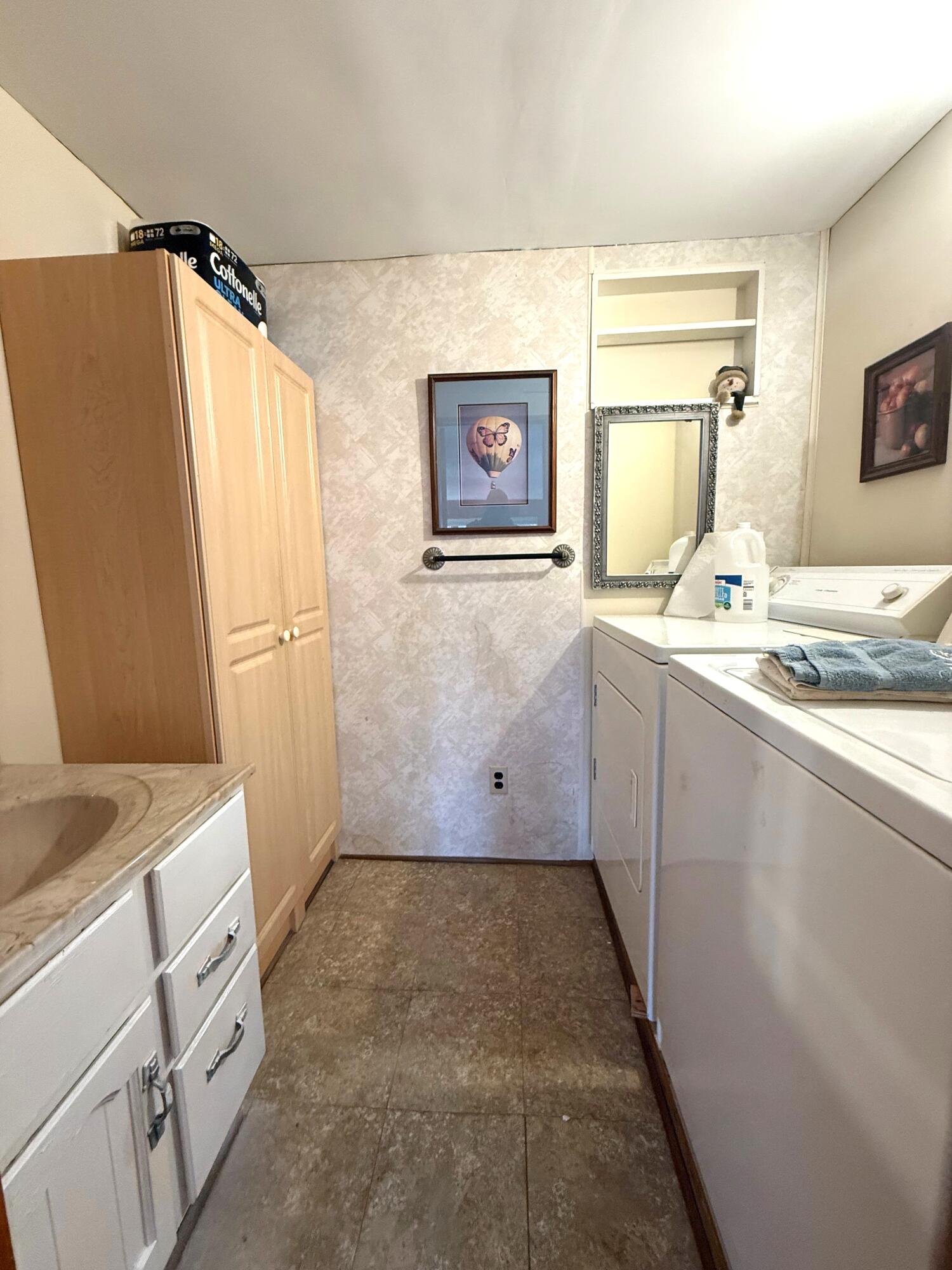 4253 Indian Road Battle Creek, MI 49017 - Photo 19 of 26 12