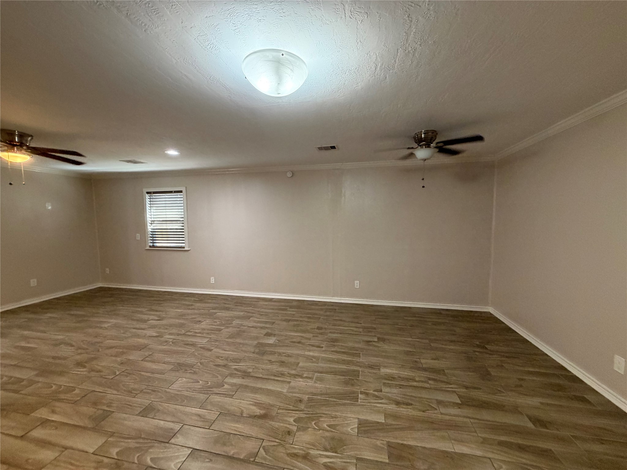 1516 Terry Street Houston, TX 77009 - Photo 2 of 6