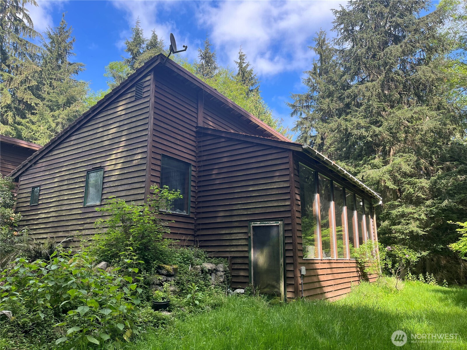 4291 Junco Road Greenbank, WA 98253 - Photo 2 of 3