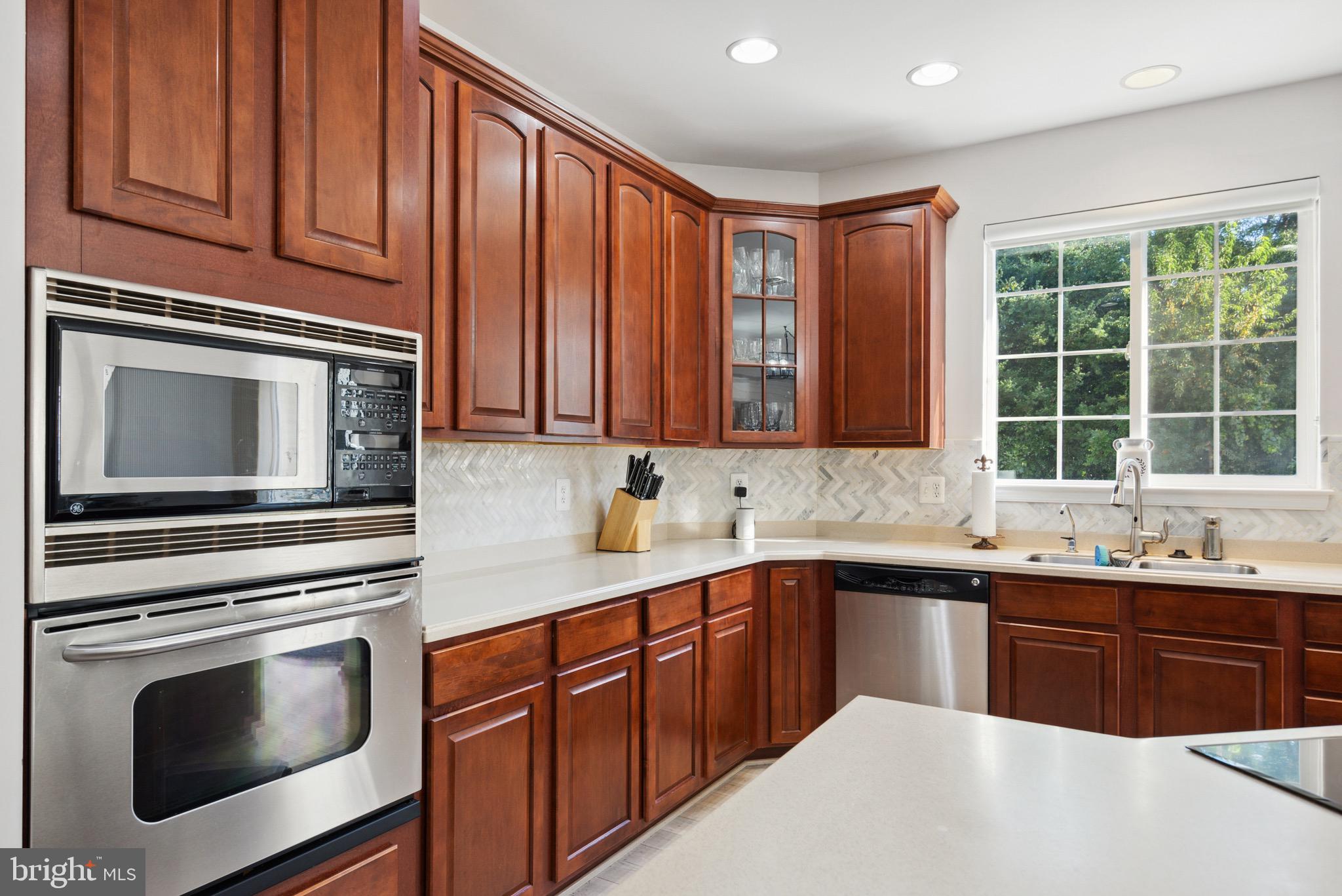 9835 Farm Pond Road Laurel, MD 20708 - Photo 17 of 49