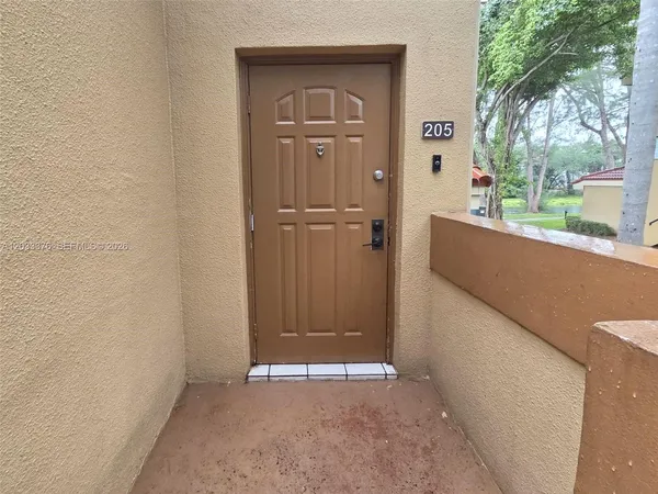$3,100 | Miami Lakes, Miami Lakes, FL 33014