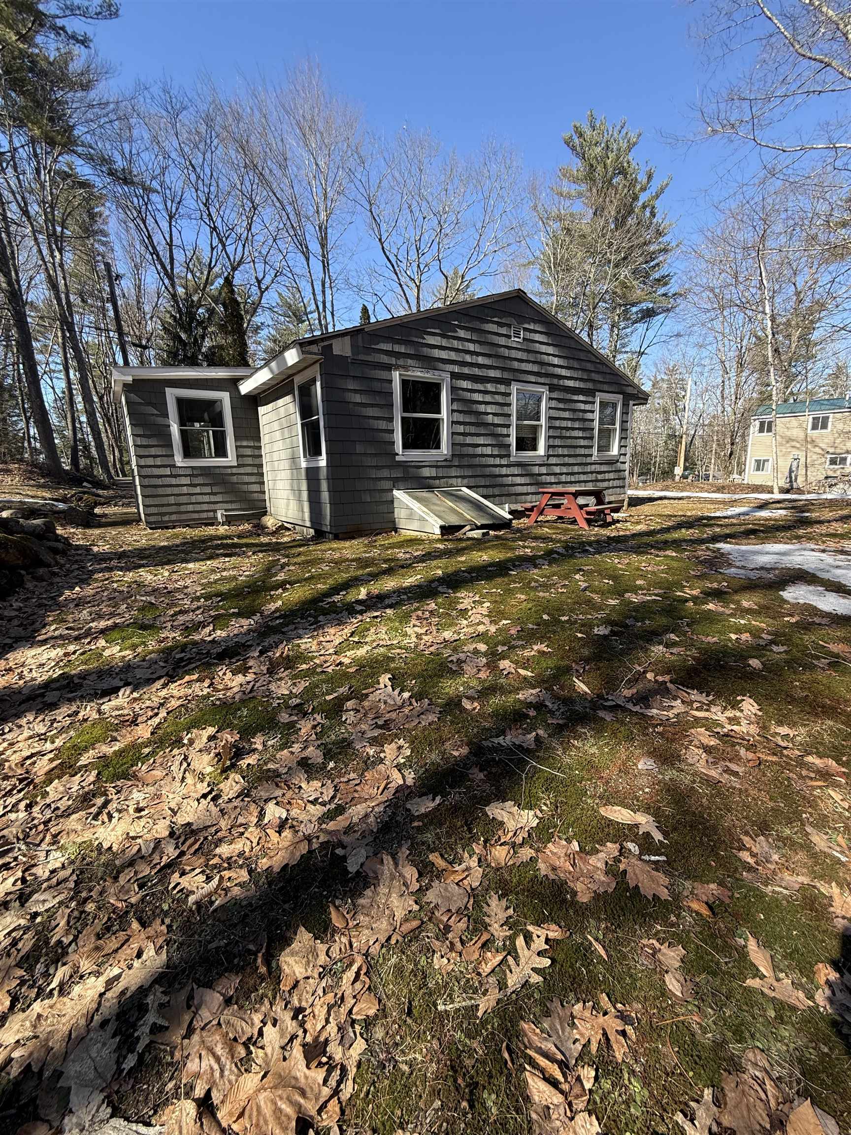 92 Cole Road Northwood, NH 03261 - Photo 4 of 24
