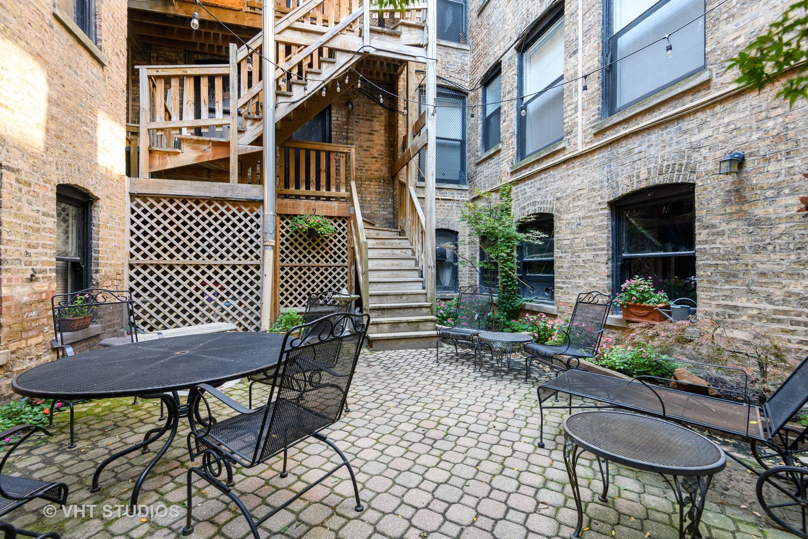 450 West Surf Street, Unit 1 Chicago, IL 60657 - Photo 13 of 14