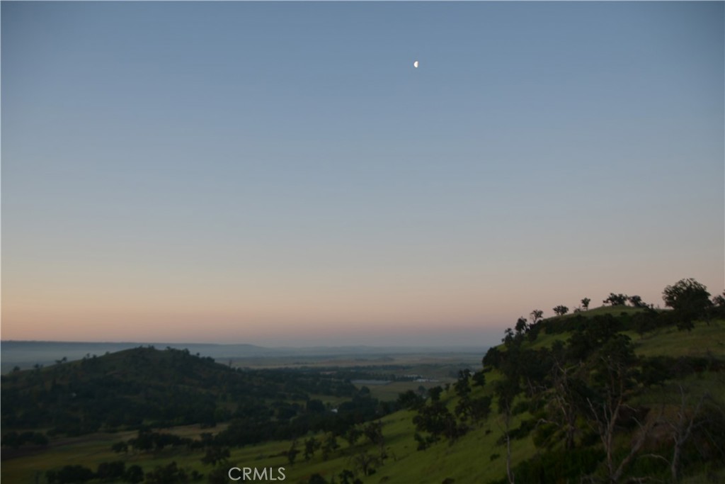 0 Cobble Creek Road Oroville, CA 95965 - Photo 17 of 55 a view of sunset and green space