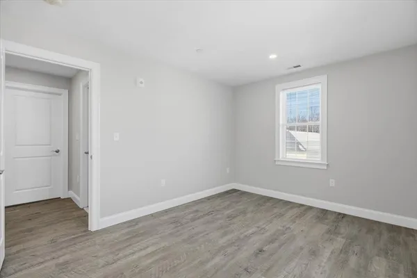 $2,400 | 204 Central Street, Unit C, Avon, MA 02322