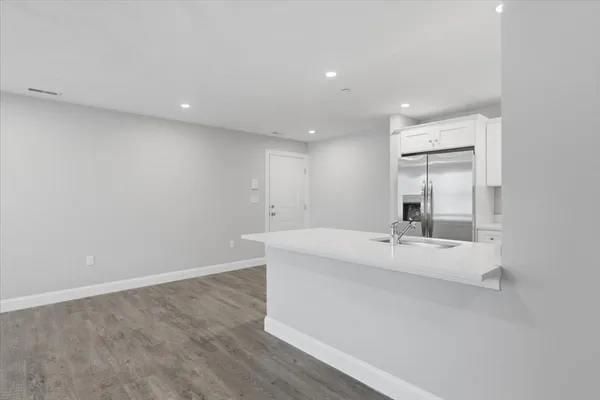 $2,400 | 204 Central Street, Unit C, Avon, MA 02322