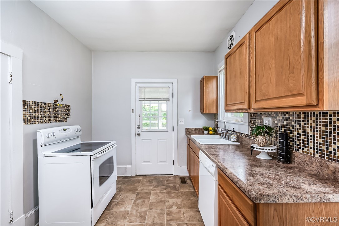 3710 West Hundred Road Chester, VA 23831 - Photo 8 of 23 Gallery Image 8