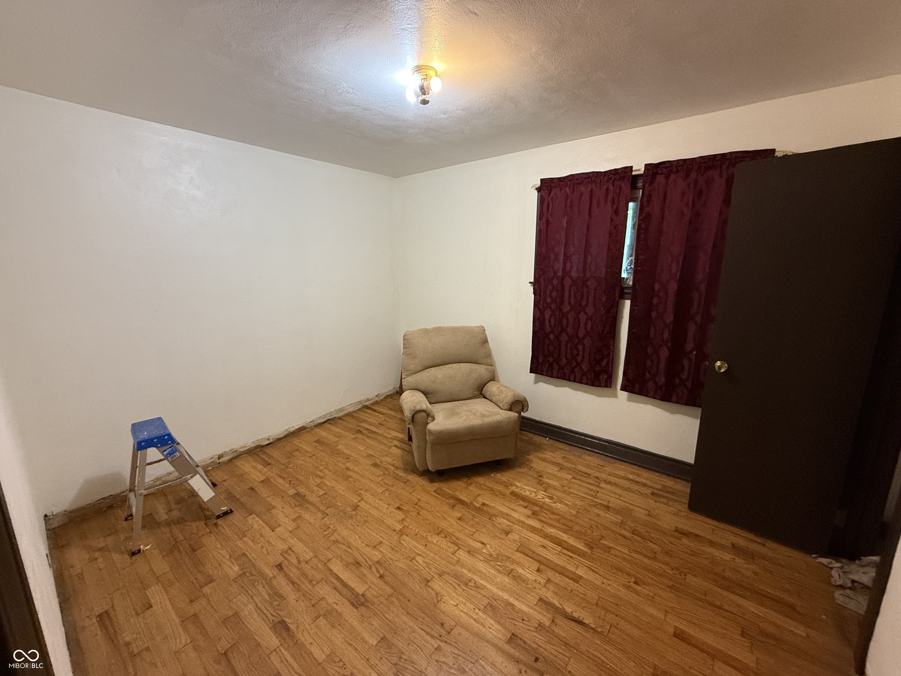 1227 West 9th Street Anderson, IN 46016 - Photo 4 of 10