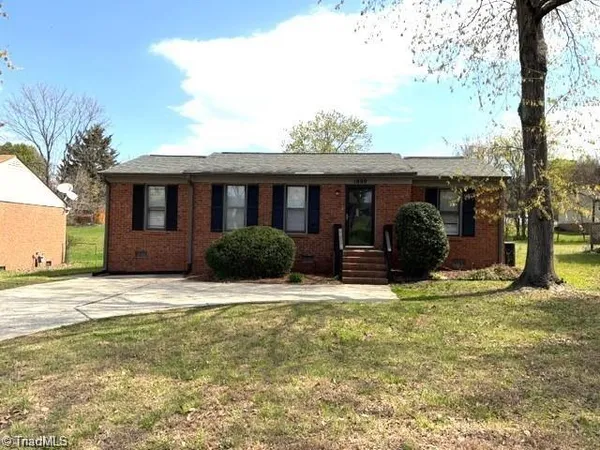 $1,650 | 1809 Acorn Road, Greensboro, NC 27406