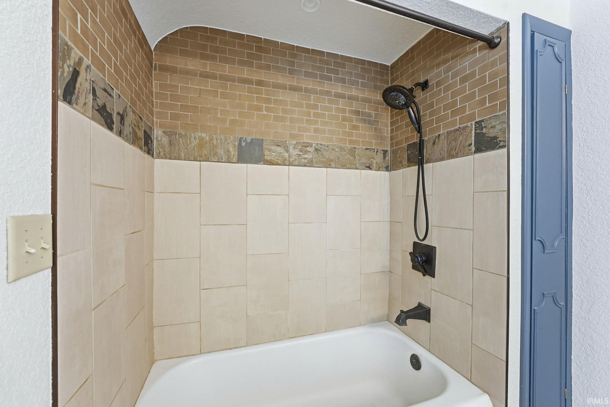 1108 North Miami Street Wabash, IN 46992 - Photo 28 of 36