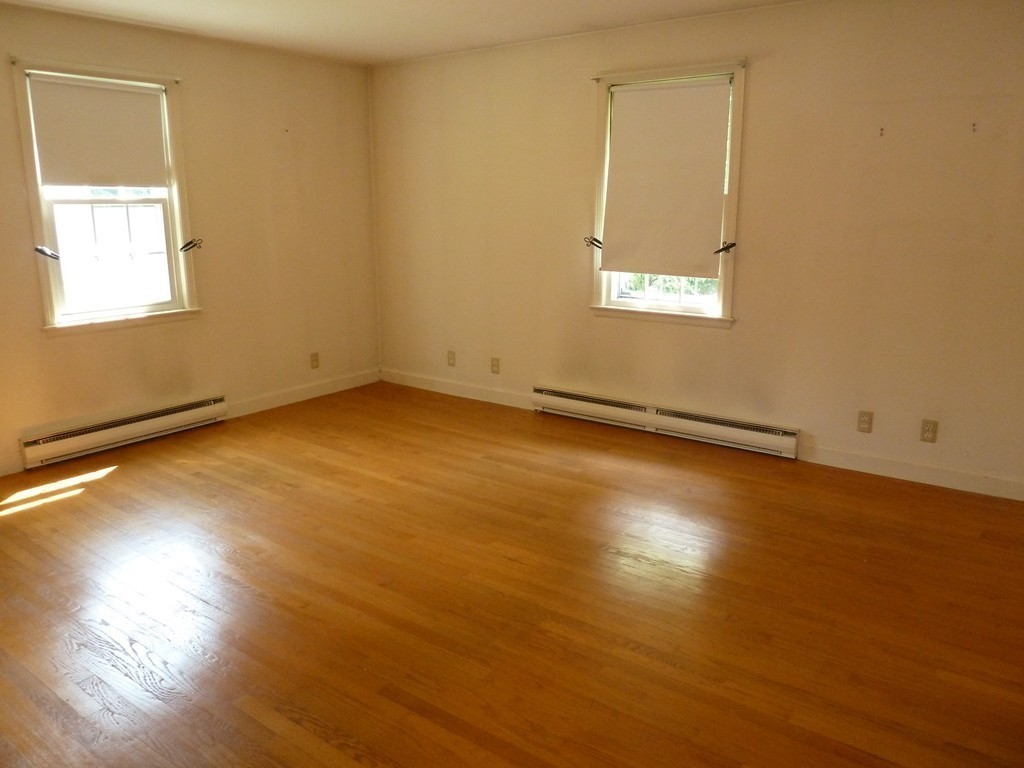 33 Tupelo Road Worcester, MA 01606 - Photo 14 of 21 Gallery Image 14
