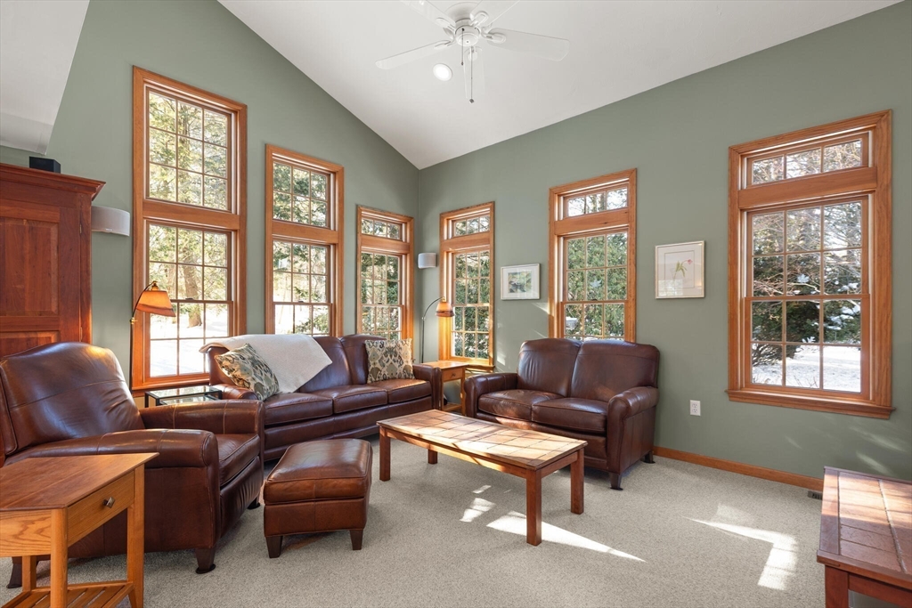 15 Locke Road Chelmsford, MA 01824 - Photo 14 of 42