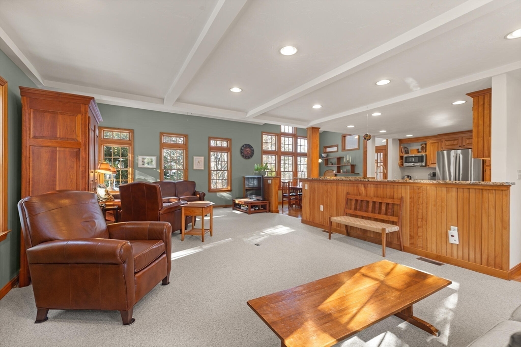 15 Locke Road Chelmsford, MA 01824 - Photo 18 of 42