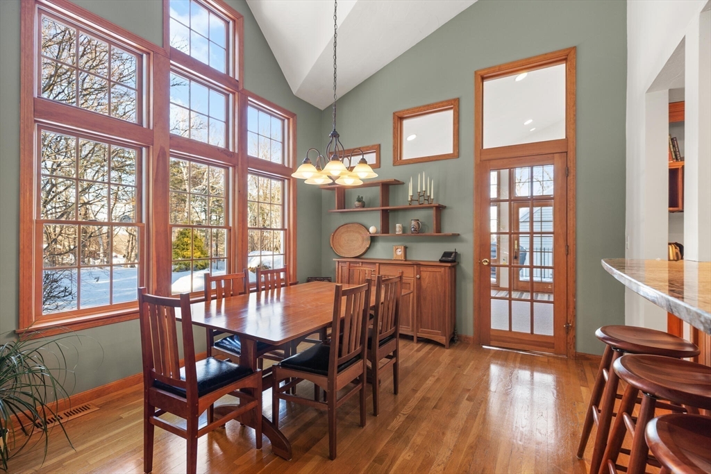 15 Locke Road Chelmsford, MA 01824 - Photo 19 of 42