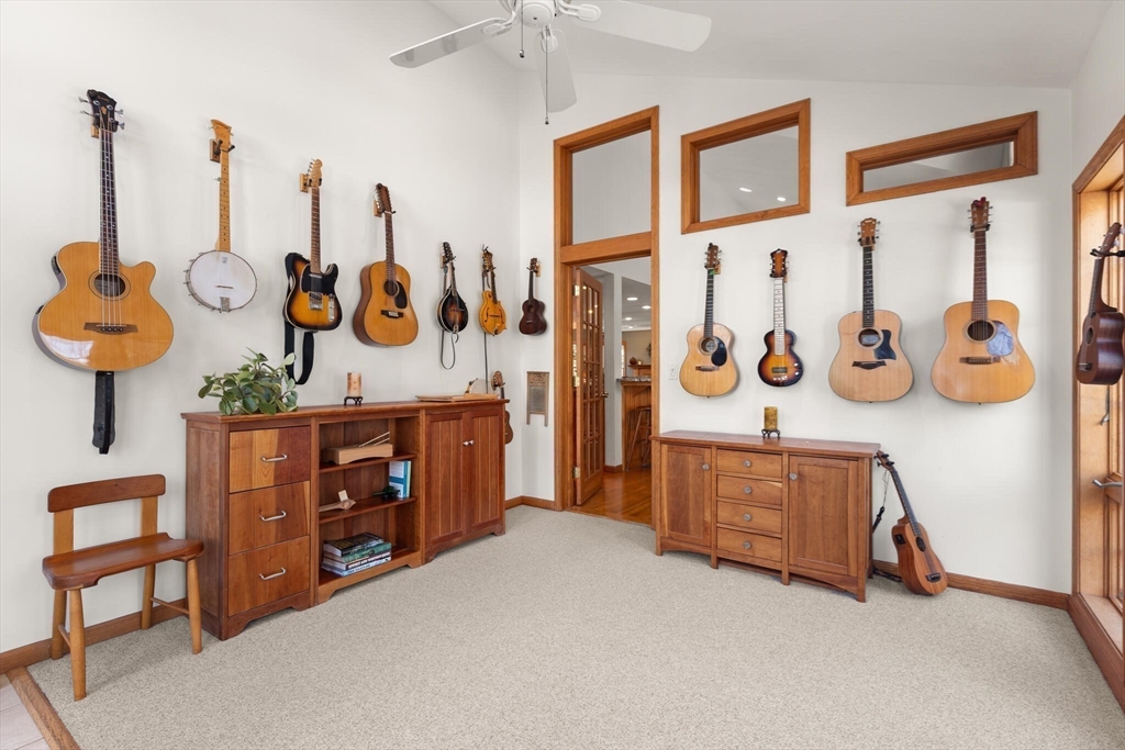 15 Locke Road Chelmsford, MA 01824 - Photo 21 of 42