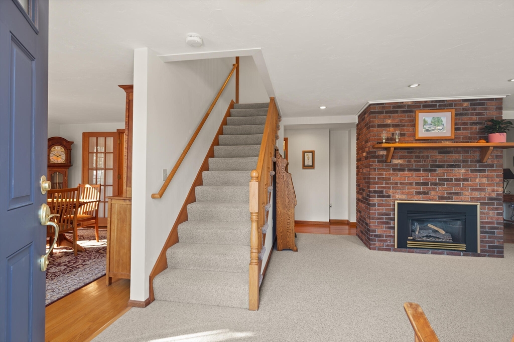 15 Locke Road Chelmsford, MA 01824 - Photo 22 of 42