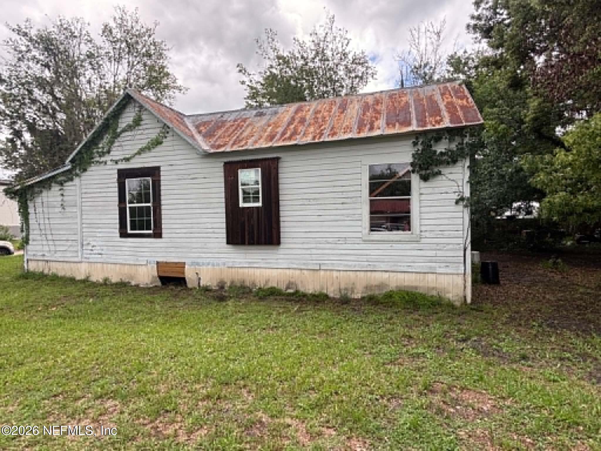 634 North Cherry Street Starke, FL 32091 - Photo 7 of 31 e4689cc6-d81c-4ac0-b394-f2b25a00e940