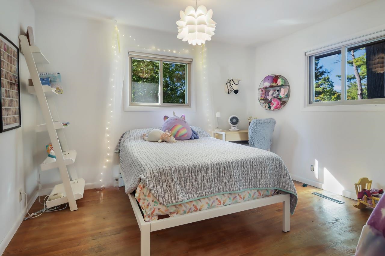 1219 Anderson Road Traverse City, MI 49686 - Photo 37 of 60 1905544-36.JPG