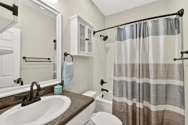 $325,000 | 153 Drayton Circle, Brunswick, GA 31525