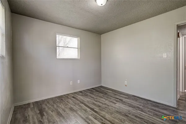 $799 | 714 Martindale Road, San Marcos, TX 78666