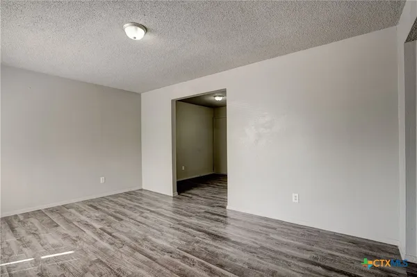 $799 | 714 Martindale Road, San Marcos, TX 78666