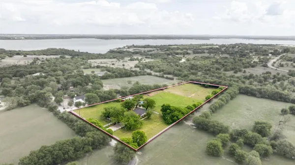 $800,000 | 517 Council Drive, Fort Worth, TX 76126