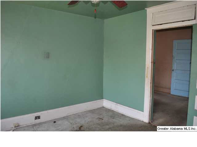 600 4th Street Southwest Birmingham, AL 35211 - Photo 7 of 8