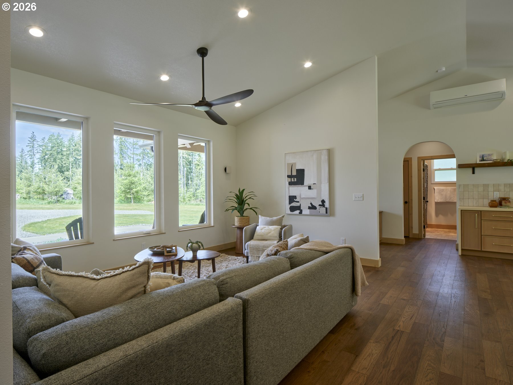 312 Little Valley Lane Castle Rock, WA 98611 - Photo 19 of 48 Living Room