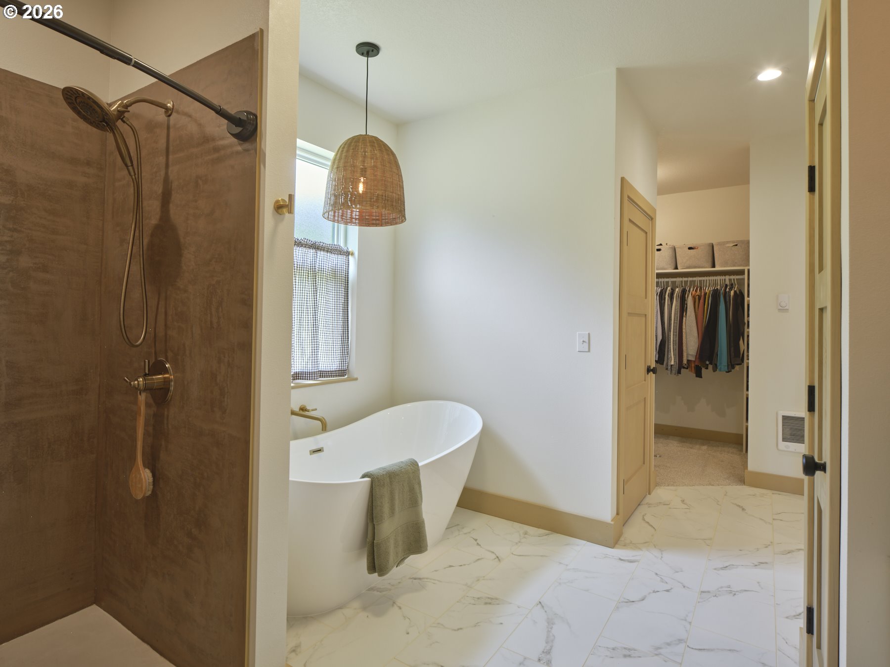 312 Little Valley Lane Castle Rock, WA 98611 - Photo 26 of 48 Bathroom, Attached