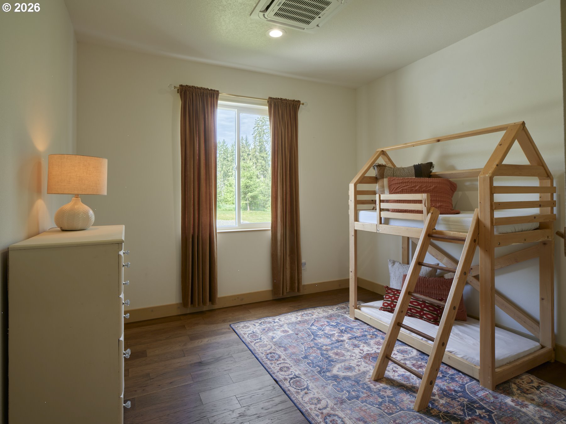 312 Little Valley Lane Castle Rock, WA 98611 - Photo 28 of 48 Bedroom