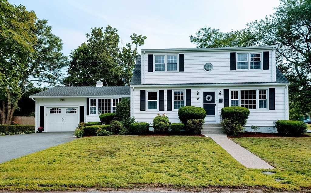 37 Brookside Road Somerset, MA 02726 - Photo 1 of 41 Gallery Image 1