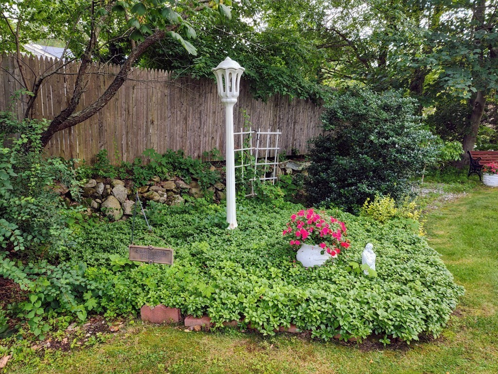 37 Brookside Road Somerset, MA 02726 - Photo 36 of 41 Gallery Image 36