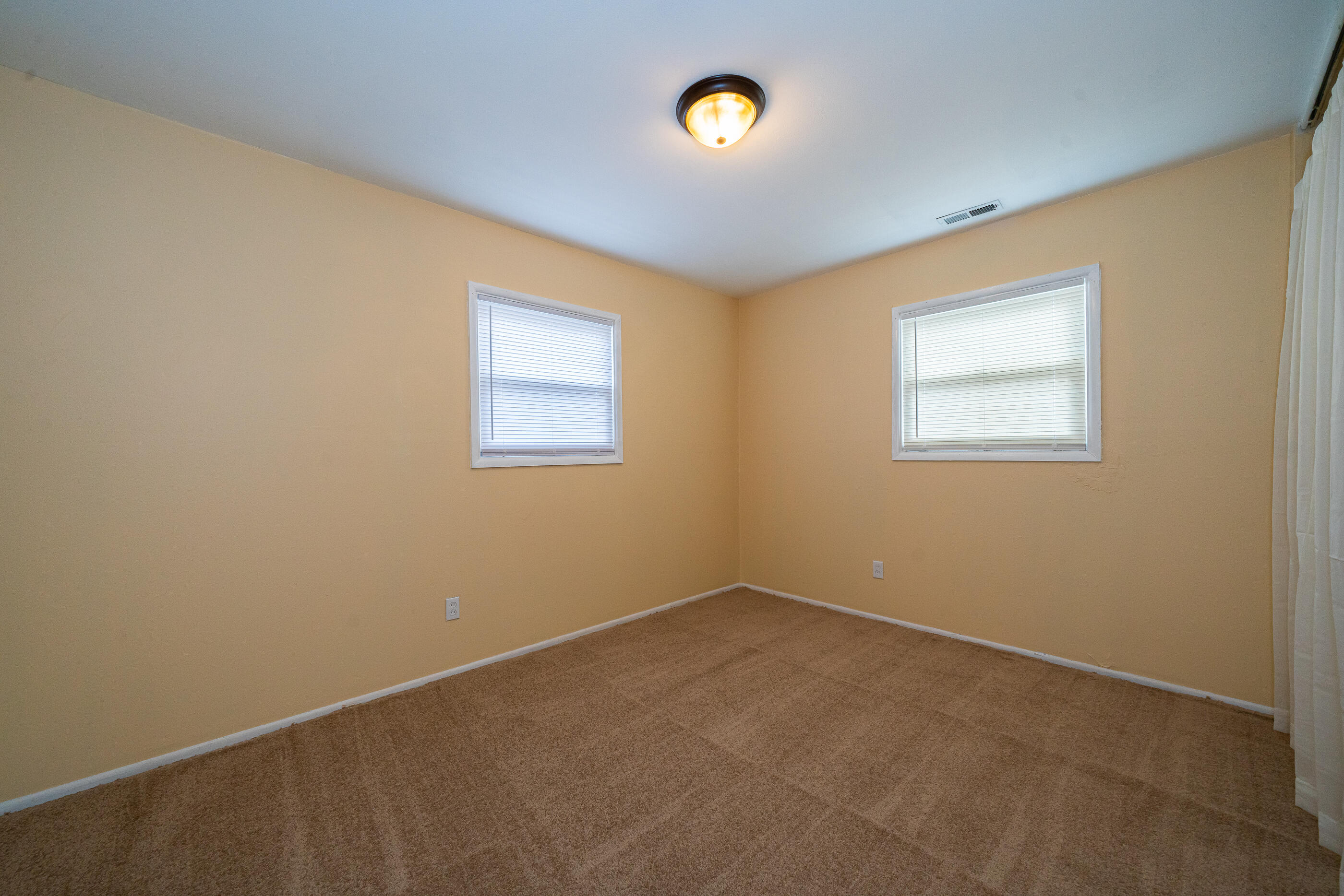 1716 Portage Path Springfield, OH 45506 - Photo 13 of 27