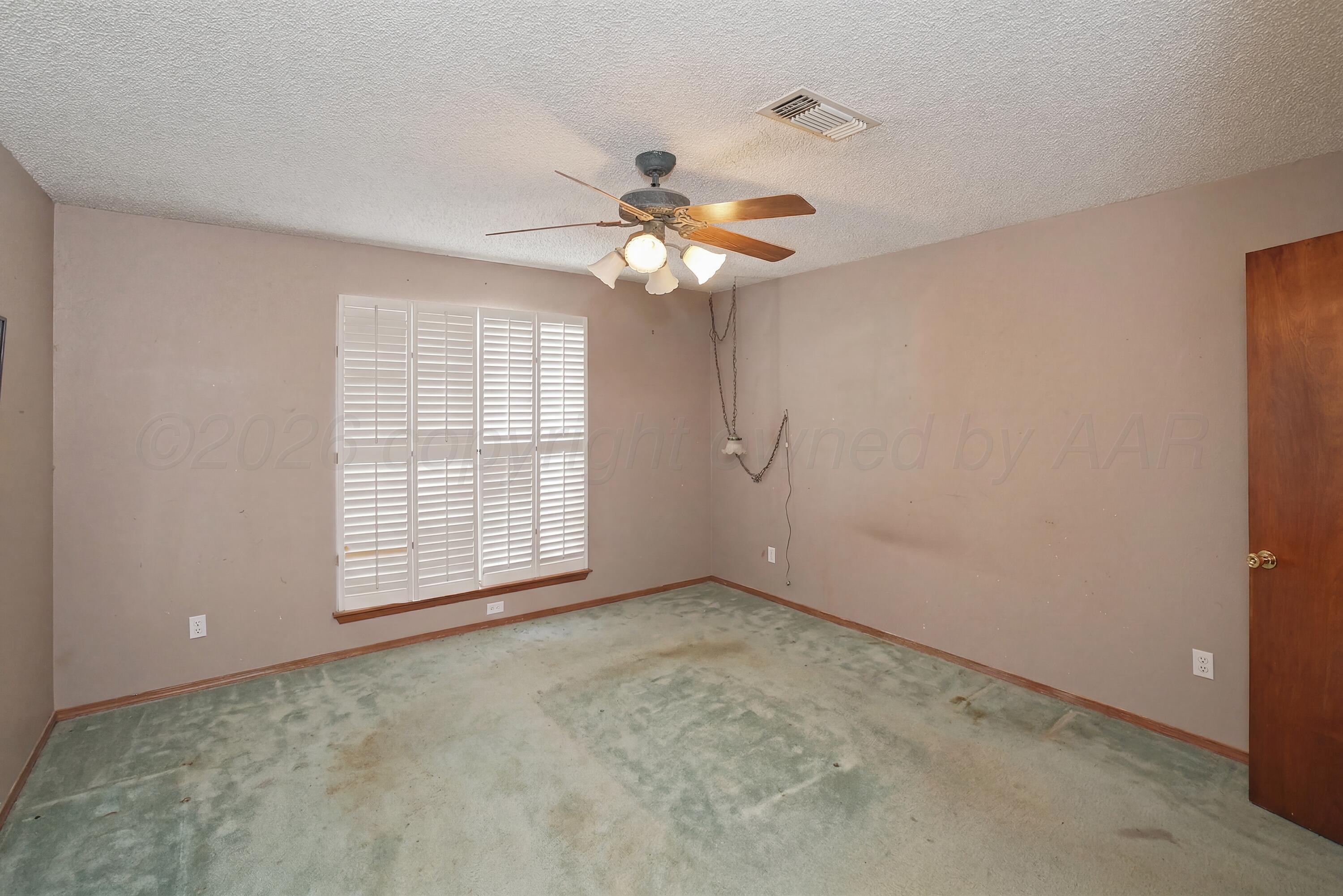 1001 Sterling Drive Amarillo, TX 79110 - Photo 11 of 25 10-Primary Bedroom-Empty