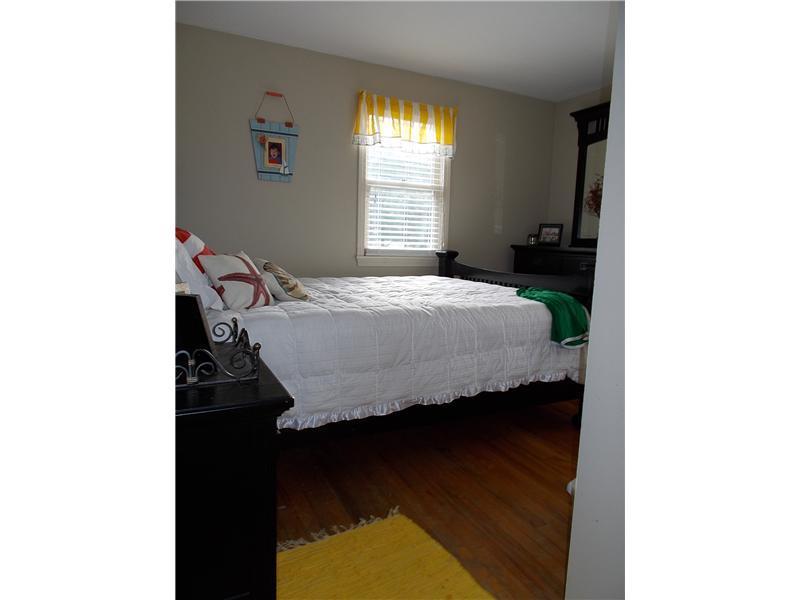 509 Ocean House Road Cape Elizabeth, ME 04107 - Photo 5 of 23 Master Bedroom. First floor bedroom...