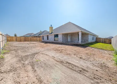 $461,500 | 809 Sunnys Halo Drive, Hewitt, TX 76643