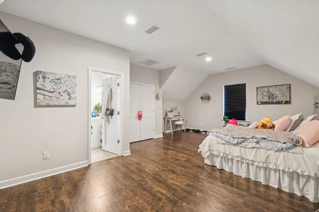 $440,000 | 412 Vine Street South, Wartrace, TN 37183