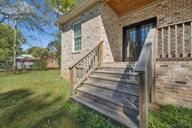 $440,000 | 412 Vine Street South, Wartrace, TN 37183