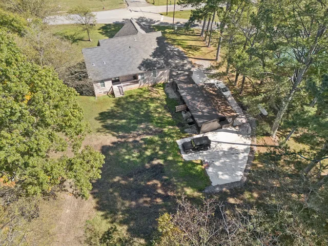 $440,000 | 412 Vine Street South, Wartrace, TN 37183