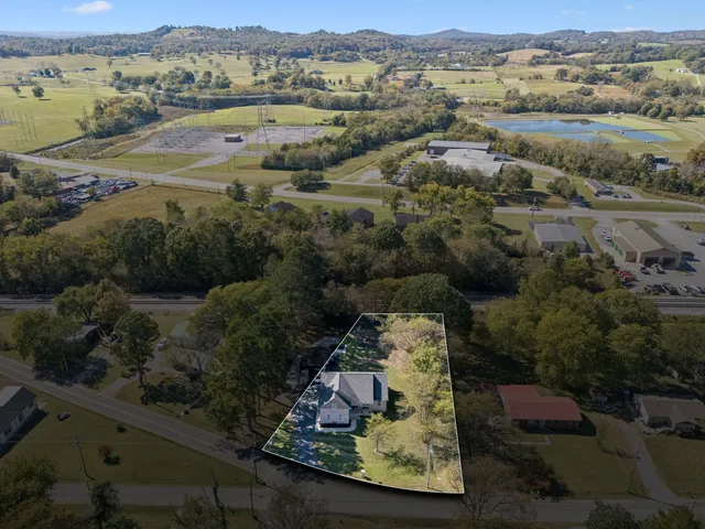 $440,000 | 412 Vine Street South, Wartrace, TN 37183