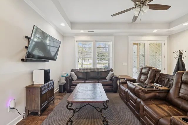 $440,000 | 412 Vine Street South, Wartrace, TN 37183