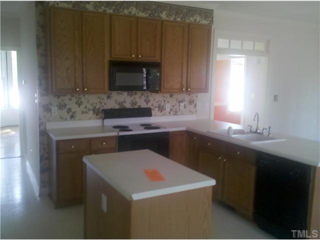 5101 Six Point Trail Raleigh, NC 27616 - Photo 4 of 5