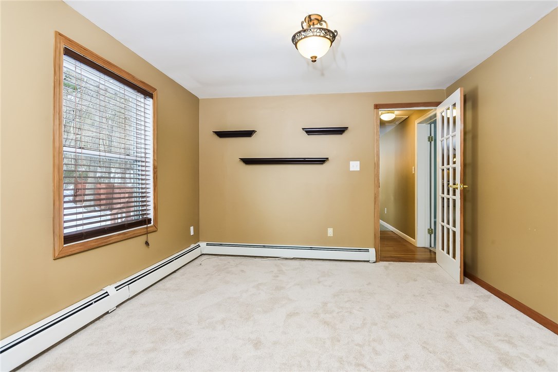 137 Saunders Brook Road Glocester, RI 02814 - Photo 12 of 30