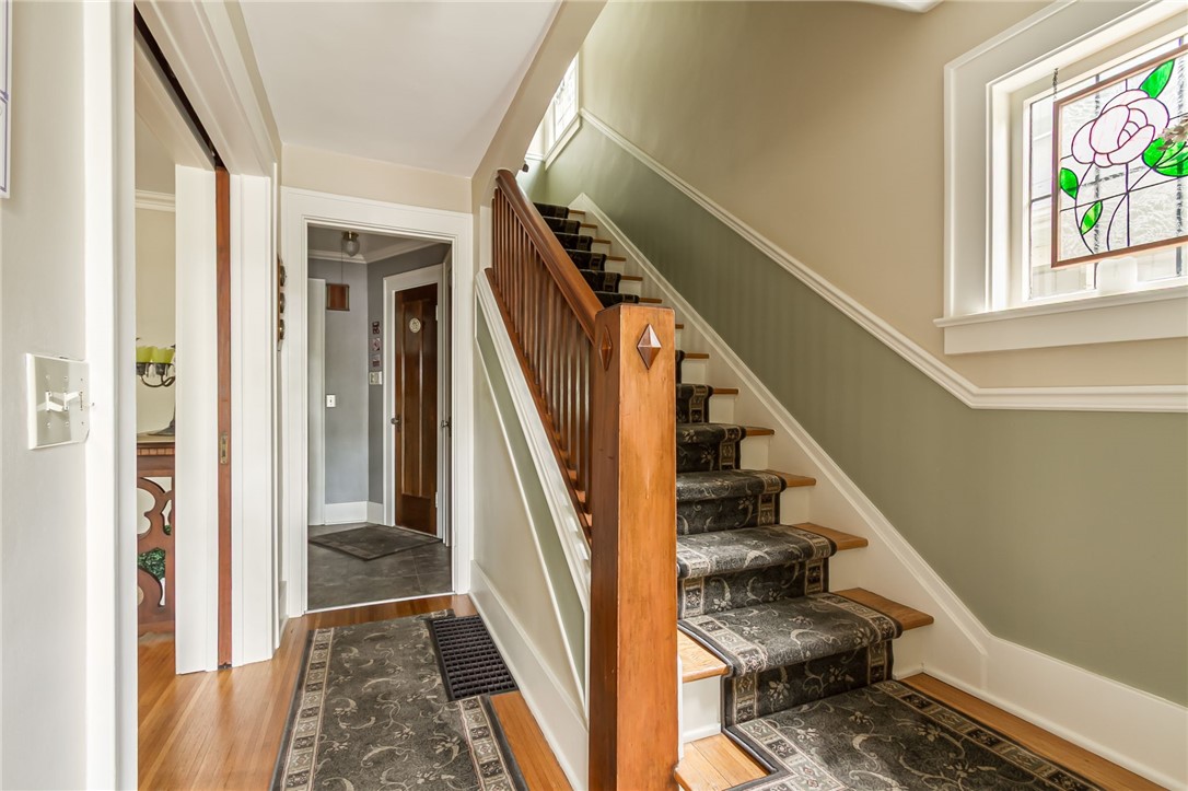 77 Highland Parkway Rochester, NY 14620 - Photo 12 of 31