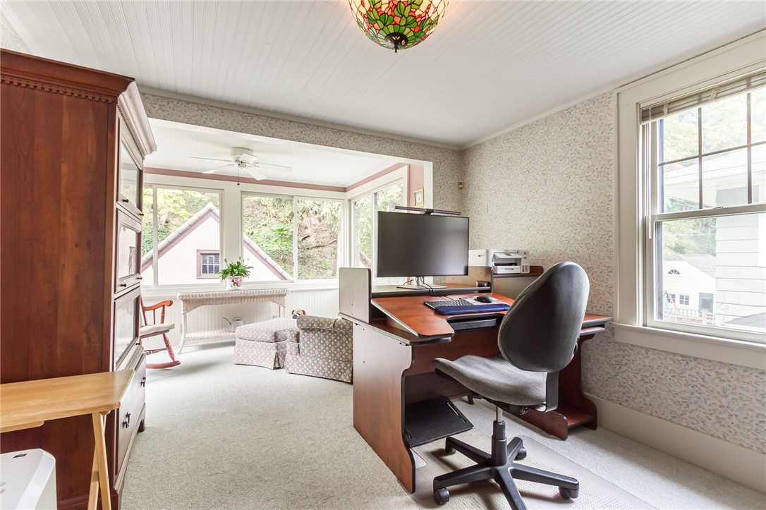 77 Highland Parkway Rochester, NY 14620 - Photo 19 of 31